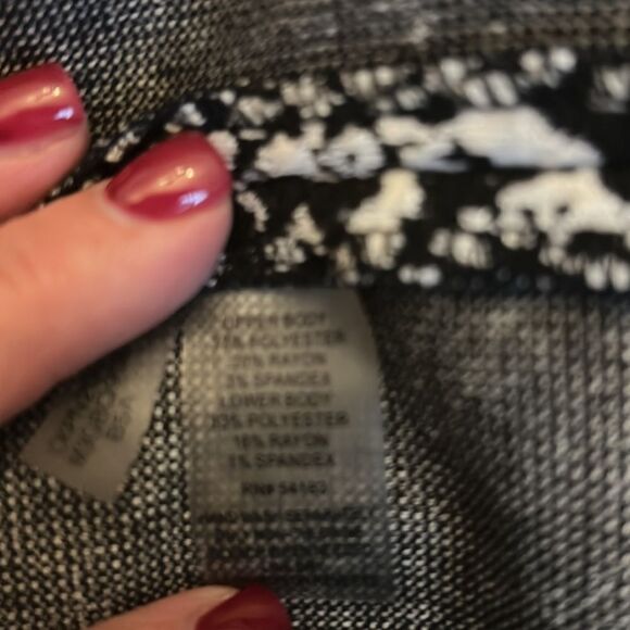 Calvin Klein sleeveless black white dress Size 6 - Picture 10 of 10